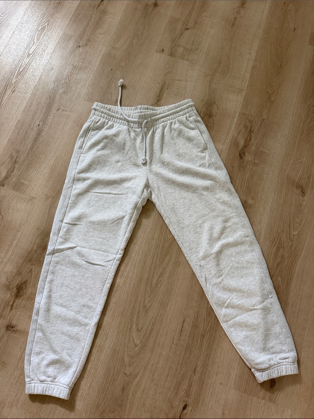 Aritzia TNA AiryAF Fleece Sweatpants